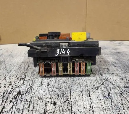 Peugeot Partner BSM Control unit 9664706280