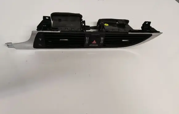 Audi A6 C7 Dash center air vent grill 4G1820951