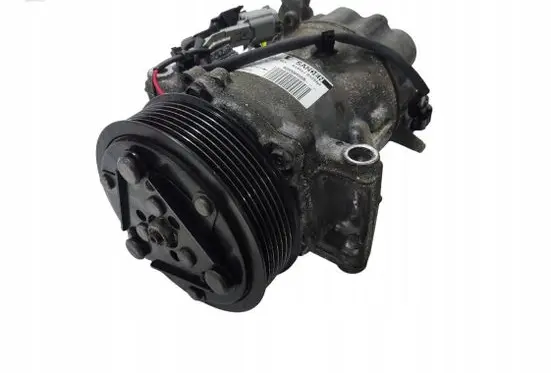 Renault Clio V Air conditioning (A/C) compressor (pump) 926008955R