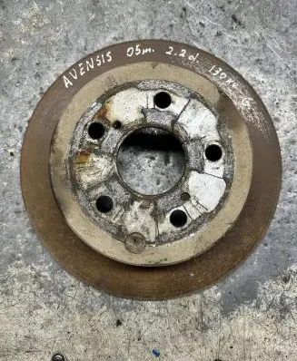 Toyota Avensis T250 Rear brake disc