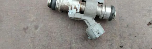 Peugeot 207 Fuel injector 1984J2