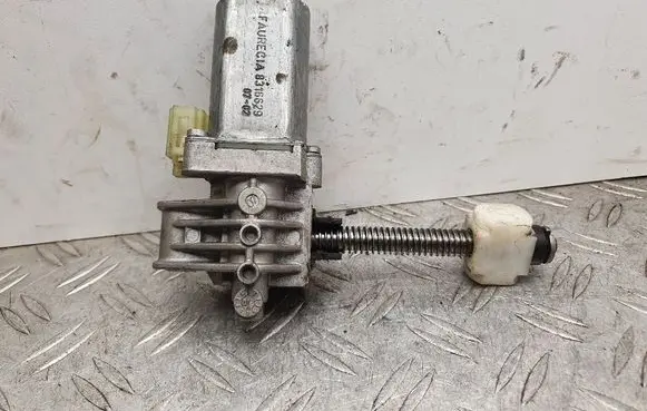 BMW 7 E65 E66 Seat adjustment motor 8316629 0390201990