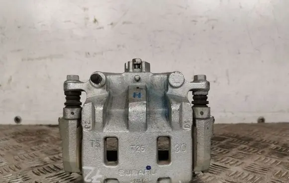 Subaru Forester SK Front brake caliper T5T2530