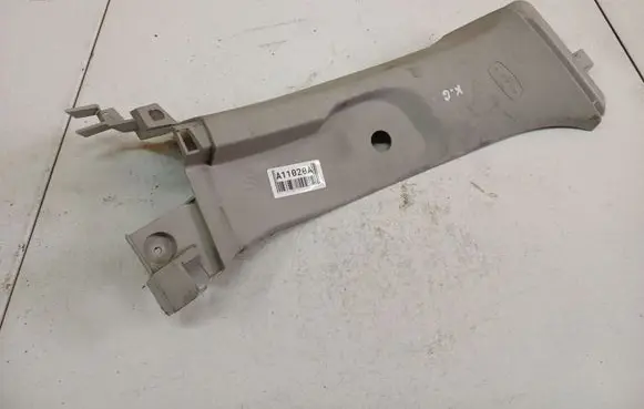 Citroen C4 Grand Picasso (D) pillar trim (bottom) 9654128477