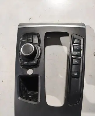 BMW 3 F30 F35 F31 Head unit multimedia control 9317695 033623201 23140001585920002