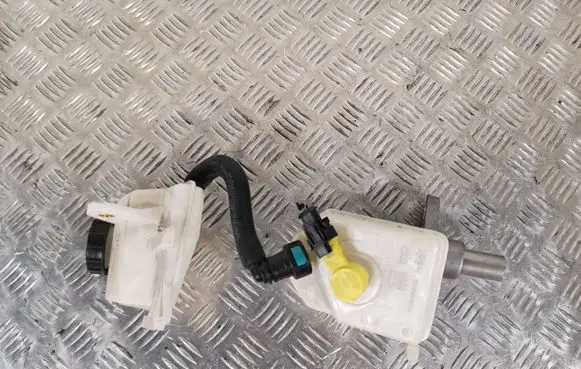 Opel Zafira C Master brake cylinder 13308774 41550110