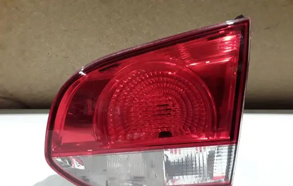 Volkswagen Golf VI Tailgate rear/tail lights 5K0945108