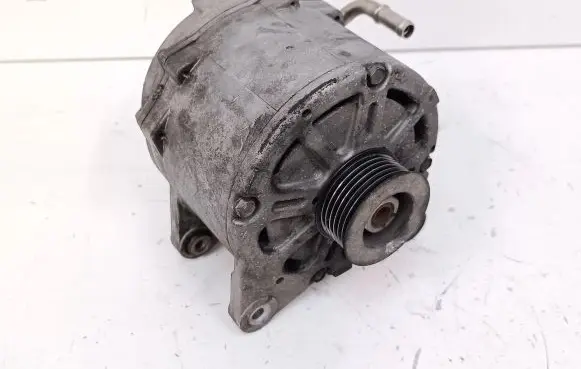 Audi Q7 4L Generator/alternator 06E903015B LR1190946B
