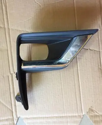 Toyota Land Cruiser (J150) Front fog light trim/grill