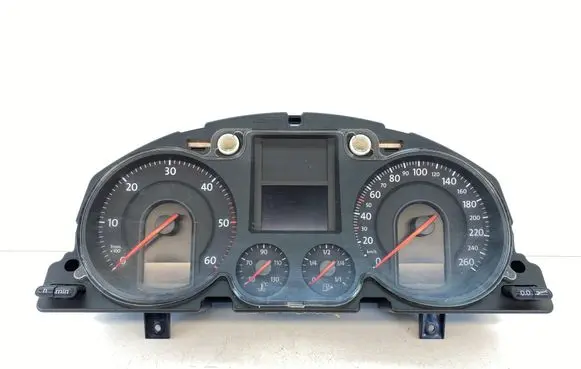 Volkswagen PASSAT B6 Speedometer (instrument cluster) 3C0920860N