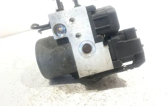 Audi A4 S4 B6 8E 8H ABS Pump 8E0614111AB