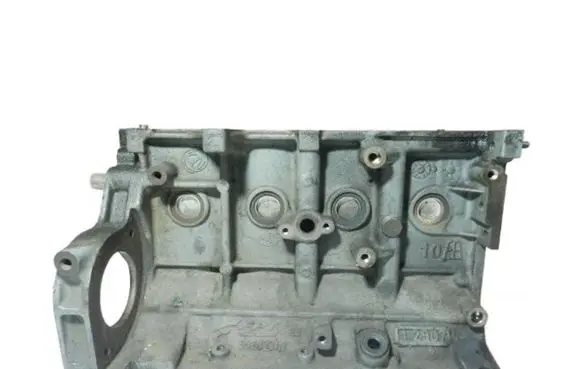 Opel Corsa D Engine block 55203242