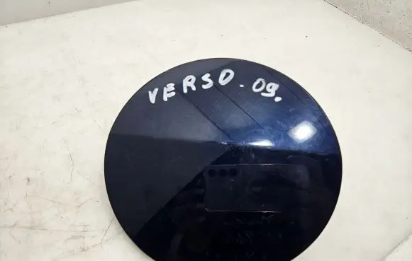 Toyota Corolla Verso AR10 Fuel tank cap 
