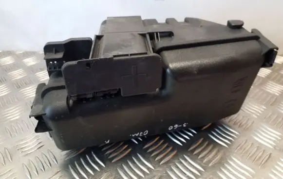 Volvo S60 Fuse box set 30728132