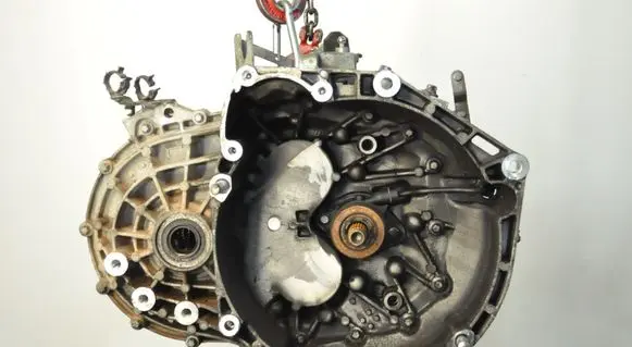Fiat 500X Manual 6 speed gearbox 63563533