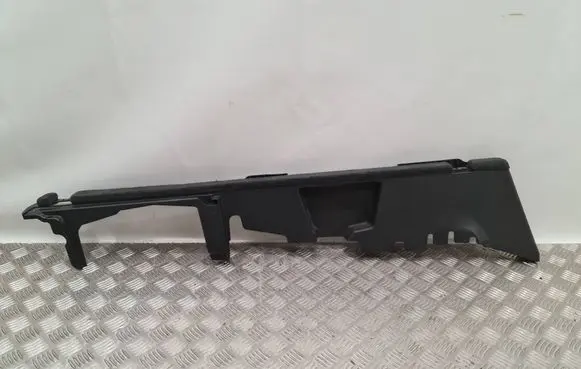Audi Q7 4M Other trunk/boot trim element 4M0863527F