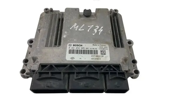 Renault Clio IV Engine control unit/module 237106319R 237107921R