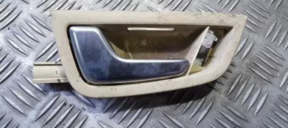 Audi A8 S8 D3 4E Rear door interior handle 4e0837019