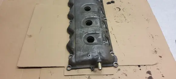 Nissan X-Trail T30 Rocker cam cover 