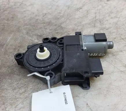 Hyundai i40 Rear door window regulator motor 1137328730