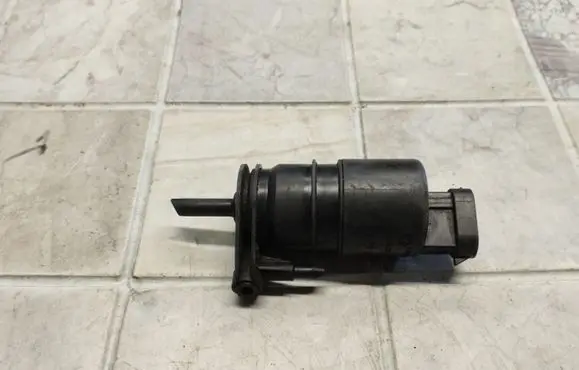 Renault Espace II Windscreen/windshield washer pump 7700802336