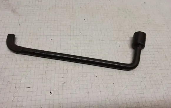 Peugeot 307 Wheel nut wrench 