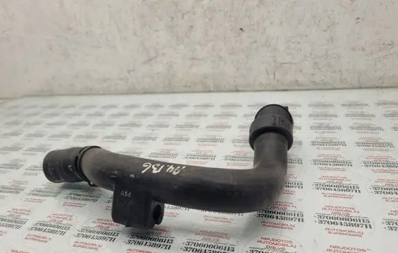 Audi A4 S4 B6 8E 8H Engine coolant pipe/hose 8E0121101C