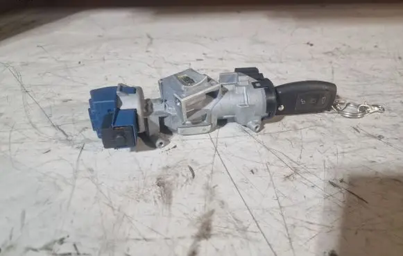 Ford Mondeo MK IV Ignition lock 3M513F880AD