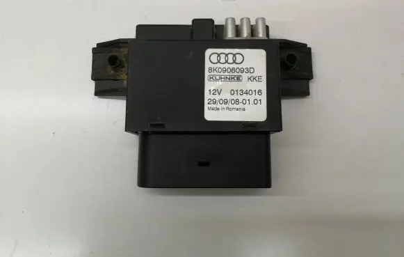 Audi A4 S4 B8 8K Fuel injection pump control unit/module 8K0906093D