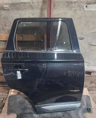 Mitsubishi Outlander Rear door 
