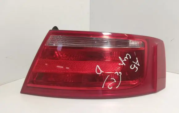 Audi A5 8T 8F Rear/tail lights 8T0945096