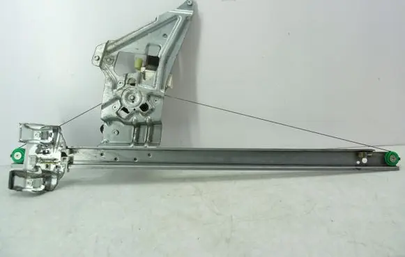 Mercedes-Benz Sprinter W906 Front door window regulator with motor A9067200146RH