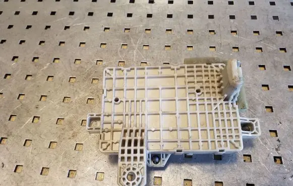 Mazda 6 Fuse module