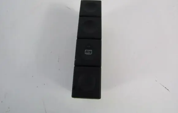Ford Fusion Windscreen/window heater switch 2S6T18C621AC