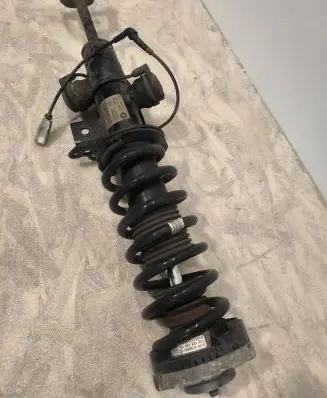 BMW 7 F01 F02 F03 F04 Front shock absorber/damper 6796925 10541310