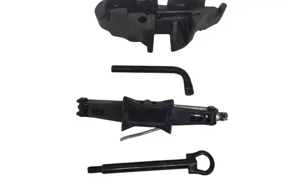Renault Megane III Tool set 