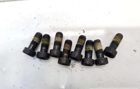 Nuts/bolts