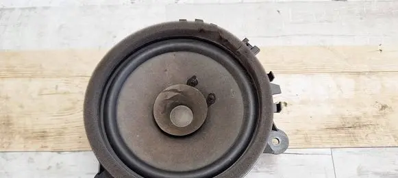 Volvo C30 Front door speaker 30657444