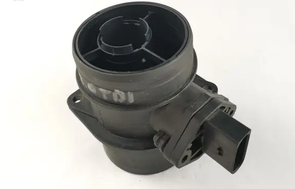 Volkswagen Golf V Mass air flow meter 074906461B 0281002461