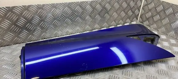 Rear fender molding trim