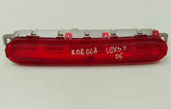 Toyota Corolla Verso AR10 Third/center stoplight 815700f011