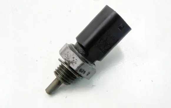 Dacia Duster Coolant temperature sensor 8200561449