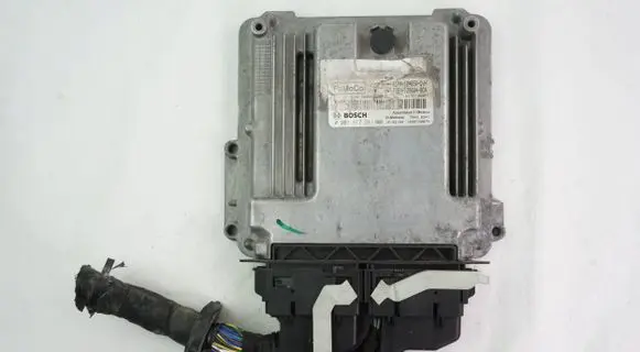 Ford Focus Engine control unit/module ECU F1FA12A650DVH 0261S17231
