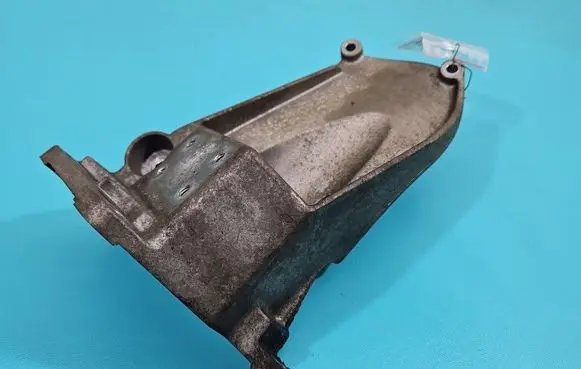 Volvo V40 Gearbox mounting bracket 31370633 IMPRK1486337