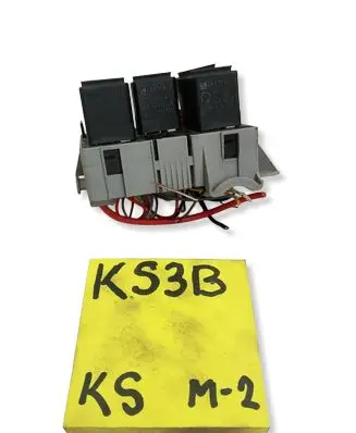 Opel Corsa C Other relay 24435922 70220 PA66GF30