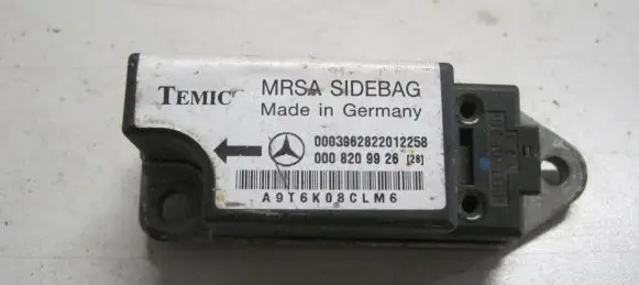 Mercedes-Benz E W212 Airbag deployment crash/impact sensor 0008209926
