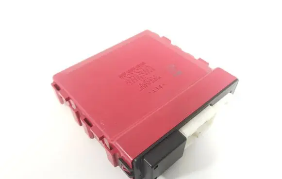 Lexus IS 220D-250-350 Wing mirror control module 89430-53011