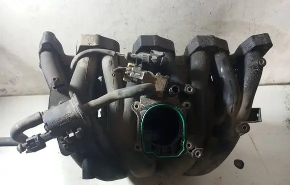 Opel Signum Intake manifold 55354092
