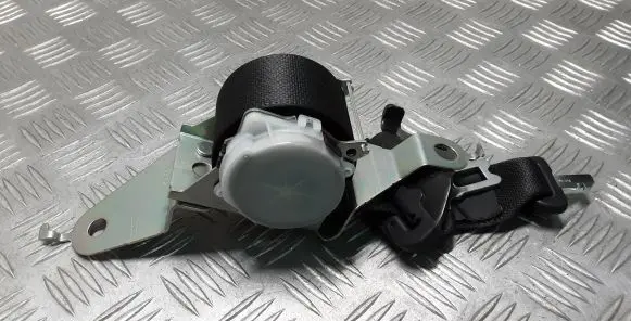 Lexus NX Middle seatbelt (rear) 7J5440