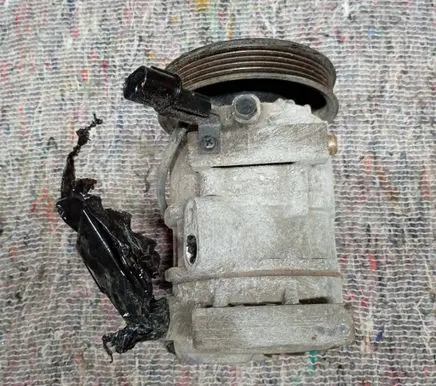 Hyundai i20 (PB PBT) Air conditioning (A/C) compressor (pump) 1A3AE02300 IA3AE02300